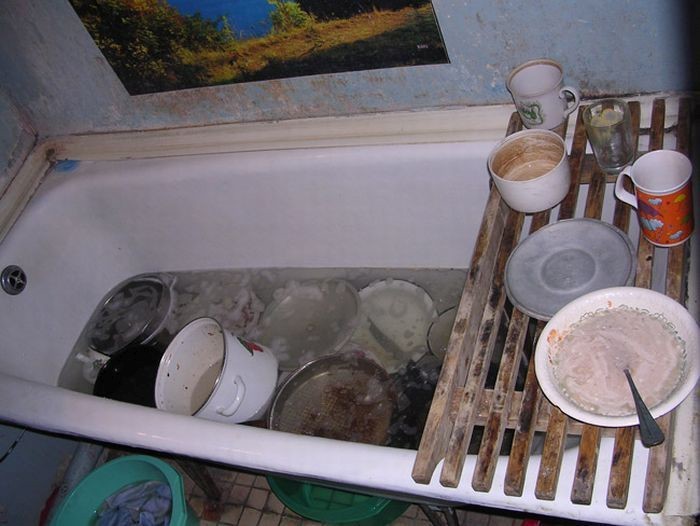 Типичные будни студенческого общежития (36 фото)