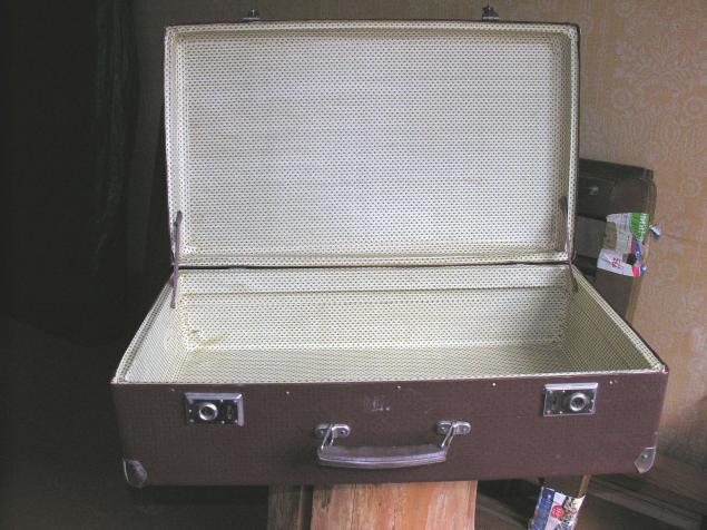 Старые чемоданы-подскажите возраст!, фото № 5
