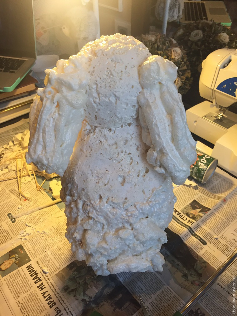 Мастерим садовую фигуру зайца из монтажной пены, фото № 9