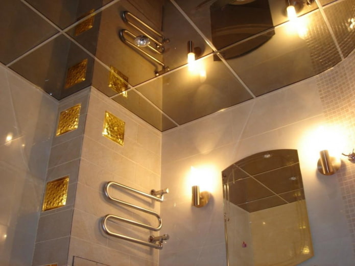 зеркальная потолочная конструкция коричневого цвета