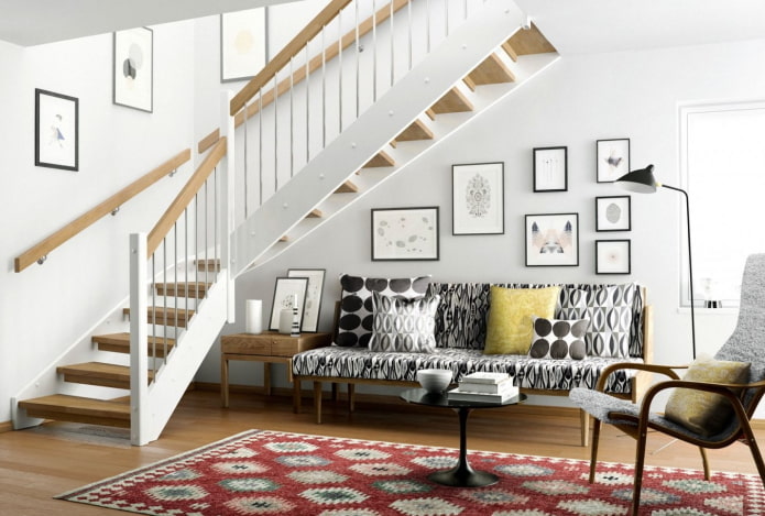 лестница в интерьере дома в скандинавском стиле