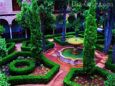 Фонтан – центральная фигура сада