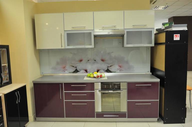 Сочетание цвета баклажан в интерьере кухни