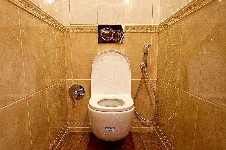Гигиенический душ в туалете старой хрущевки