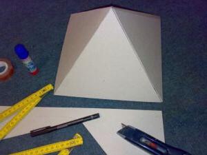 Как сделать пирамиду из картона