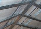 Утеплитель закрывают пароизоляционной плёнкой Утеплитель закрывают пароизоляционной плёнкой