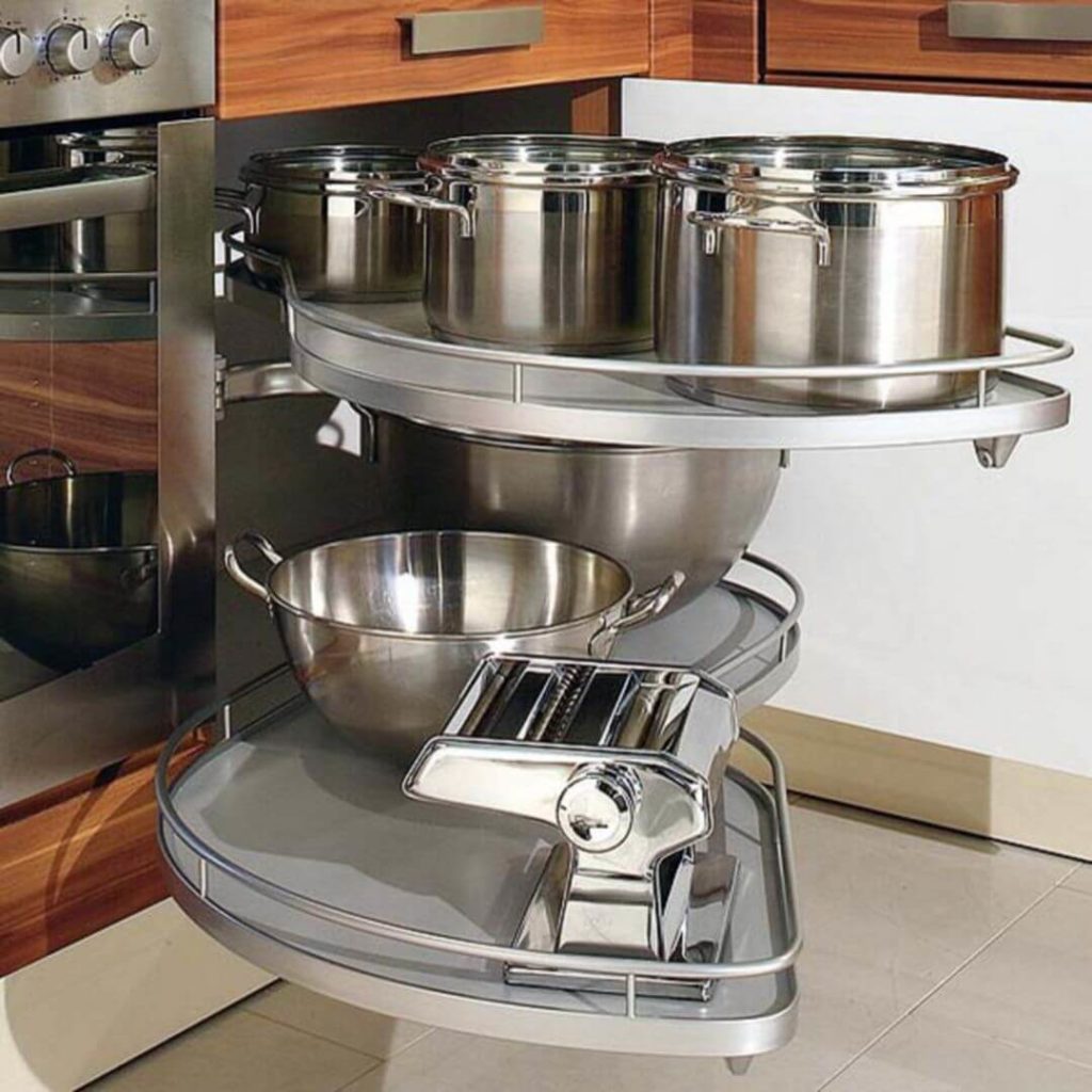 Выдвижная система для кастрюль и сковородок