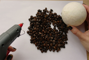 Топиарии своими руками из кофейных зёрен: пошаговые фото