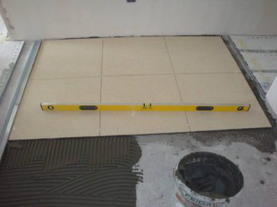 ΠΠ»ΠΈΡΠΊΠ° ΡΠΊΠ»Π°Π΄ΡΠ²Π°Π΅ΡΡΡ Π½Π° ΡΠ΅ΠΌΠ΅Π½ΡΠ½ΡΡ ΡΡΡΠΆΠΊΡ Ρ ΠΏΠΎΠΌΠΎΡΡΡ Π»ΡΠ±ΠΎΠ³ΠΎ ΠΏΠ»ΠΈΡΠΎΡΠ½ΠΎΠ³ΠΎ ΠΊΠ»Π΅Ρ ΠΠ»ΠΈΡΠΊΠ° ΡΠΊΠ»Π°Π΄ΡΠ²Π°Π΅ΡΡΡ Π½Π° ΡΠ΅ΠΌΠ΅Π½ΡΠ½ΡΡ ΡΡΡΠΆΠΊΡ Ρ ΠΏΠΎΠΌΠΎΡΡΡ Π»ΡΠ±ΠΎΠ³ΠΎ ΠΏΠ»ΠΈΡΠΎΡΠ½ΠΎΠ³ΠΎ ΠΊΠ»Π΅Ρ