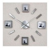 Часы под фотографии, клеящиеся на стену поэлементно