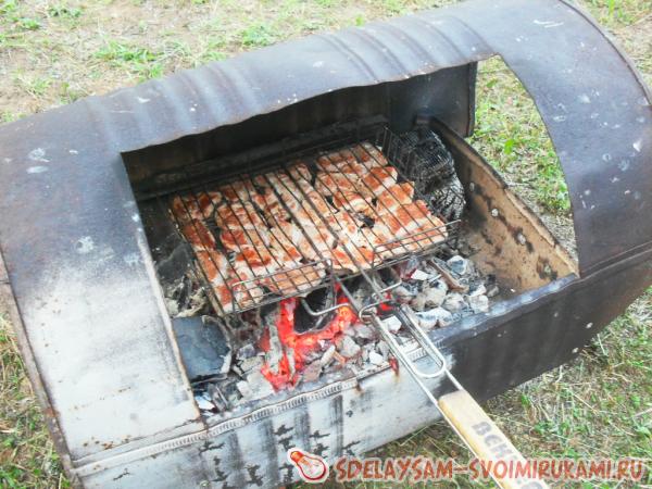 мангал из старой бочки