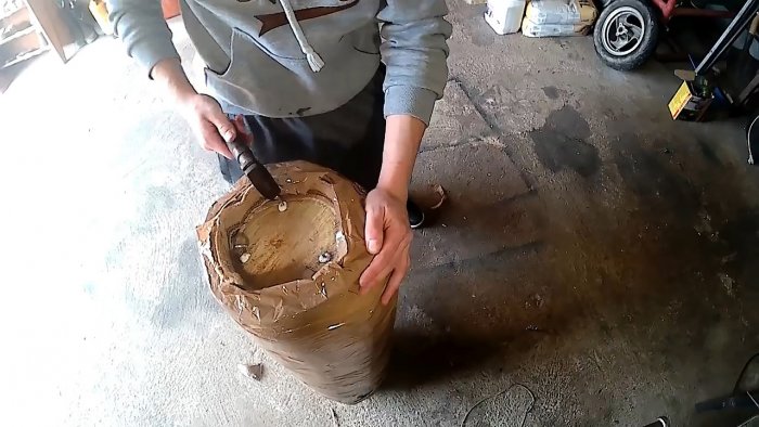 Самодельный боксерский мешок