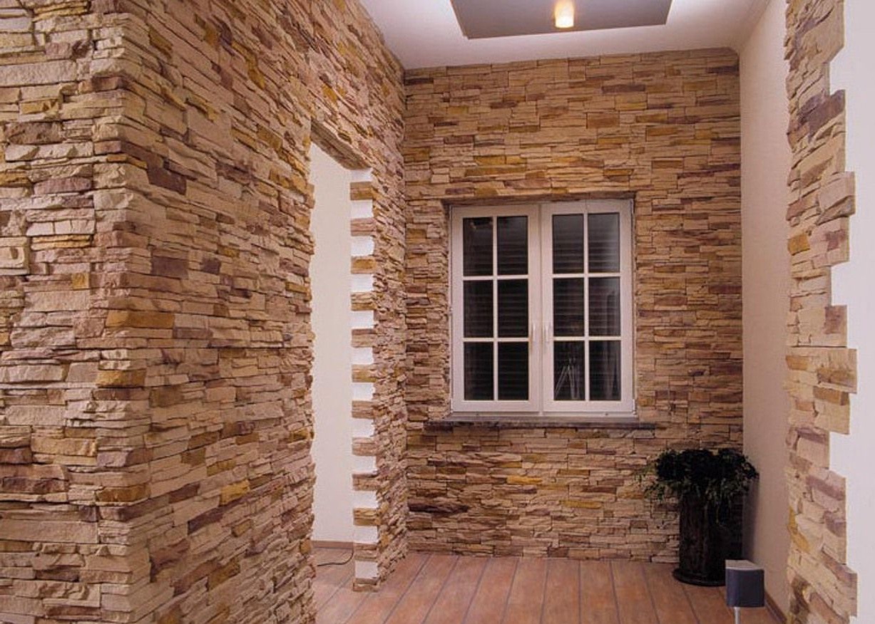 Стены из декоративного камня в интерьере