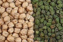 Cicer arietinum HabitusFruits BotGardBln0906a.jpg