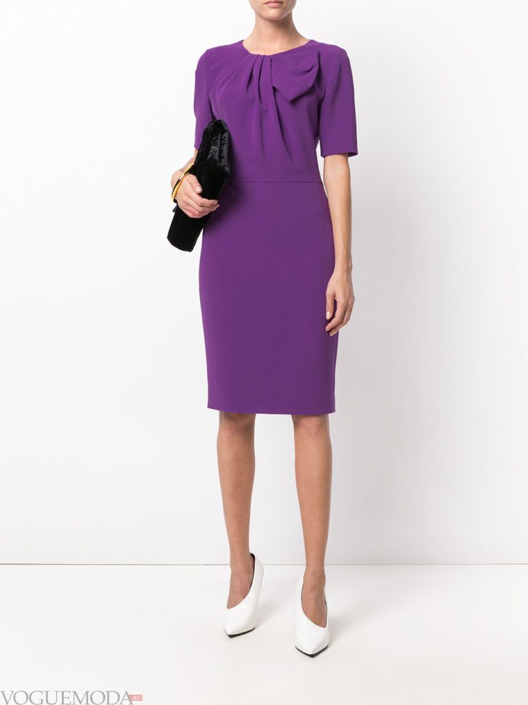 офисное платье-футляр фиолетовое