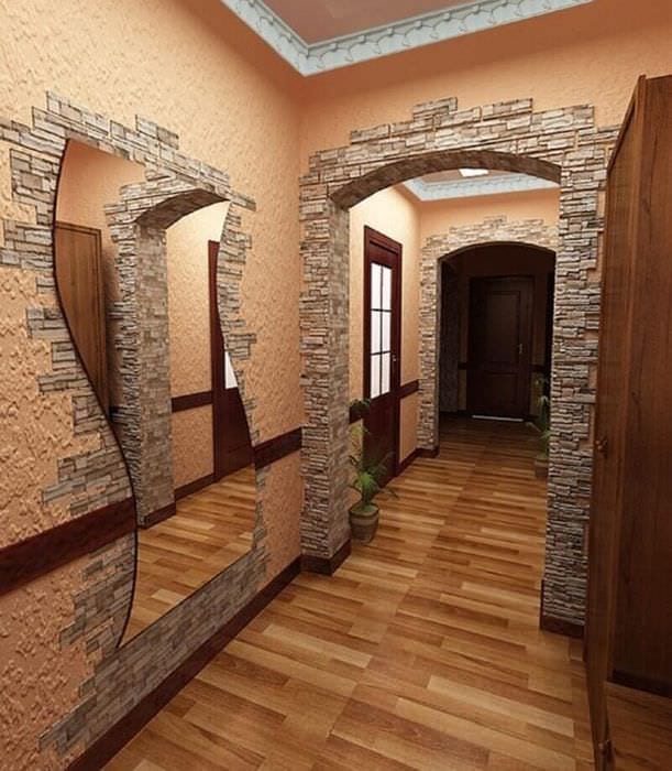 дизайн длинного коридора с аркой