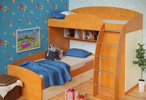 Дизайн детской для двоих школьников разнополых с двухъярусной кроватью